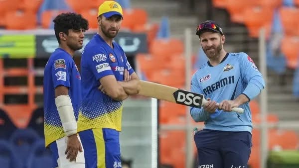 83153513-ECC0-4AB5-B004-49C93104A58D